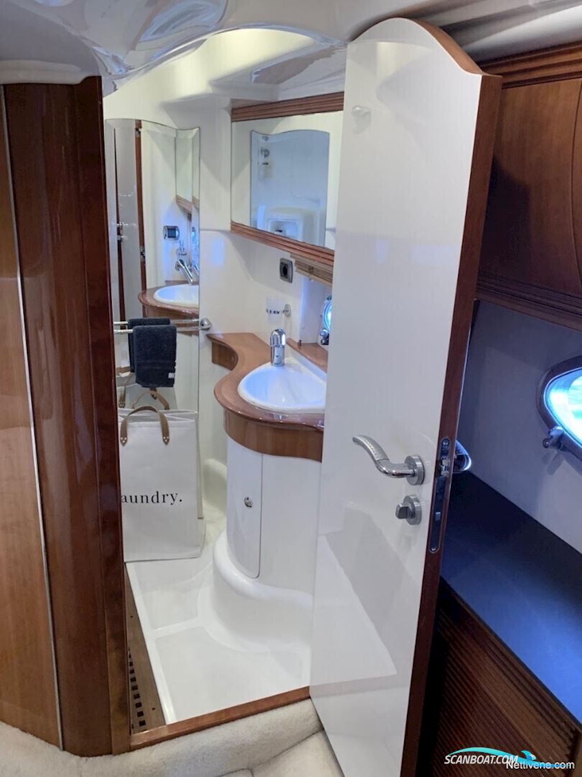 Atlantis 42