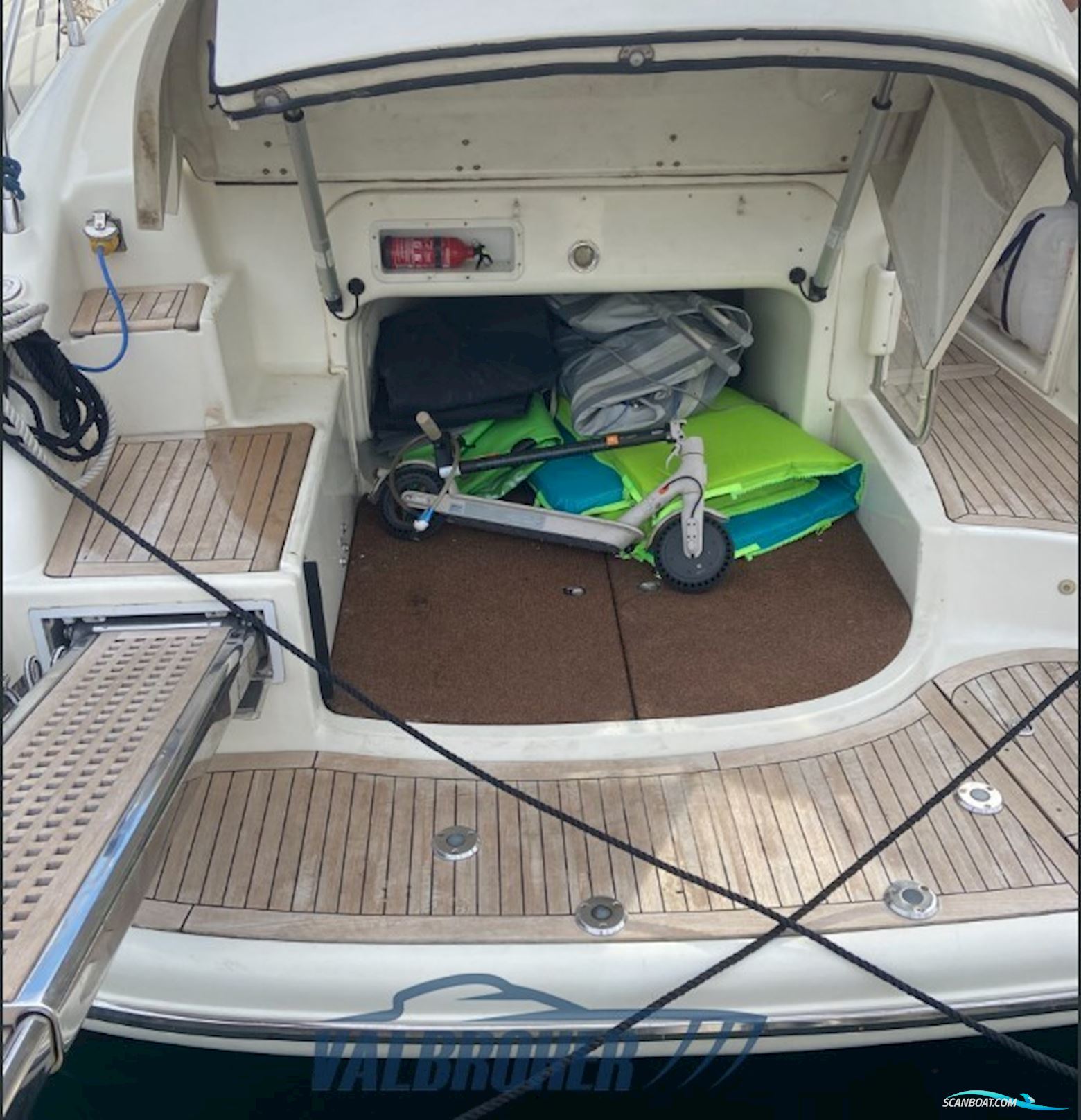 Atlantis 42