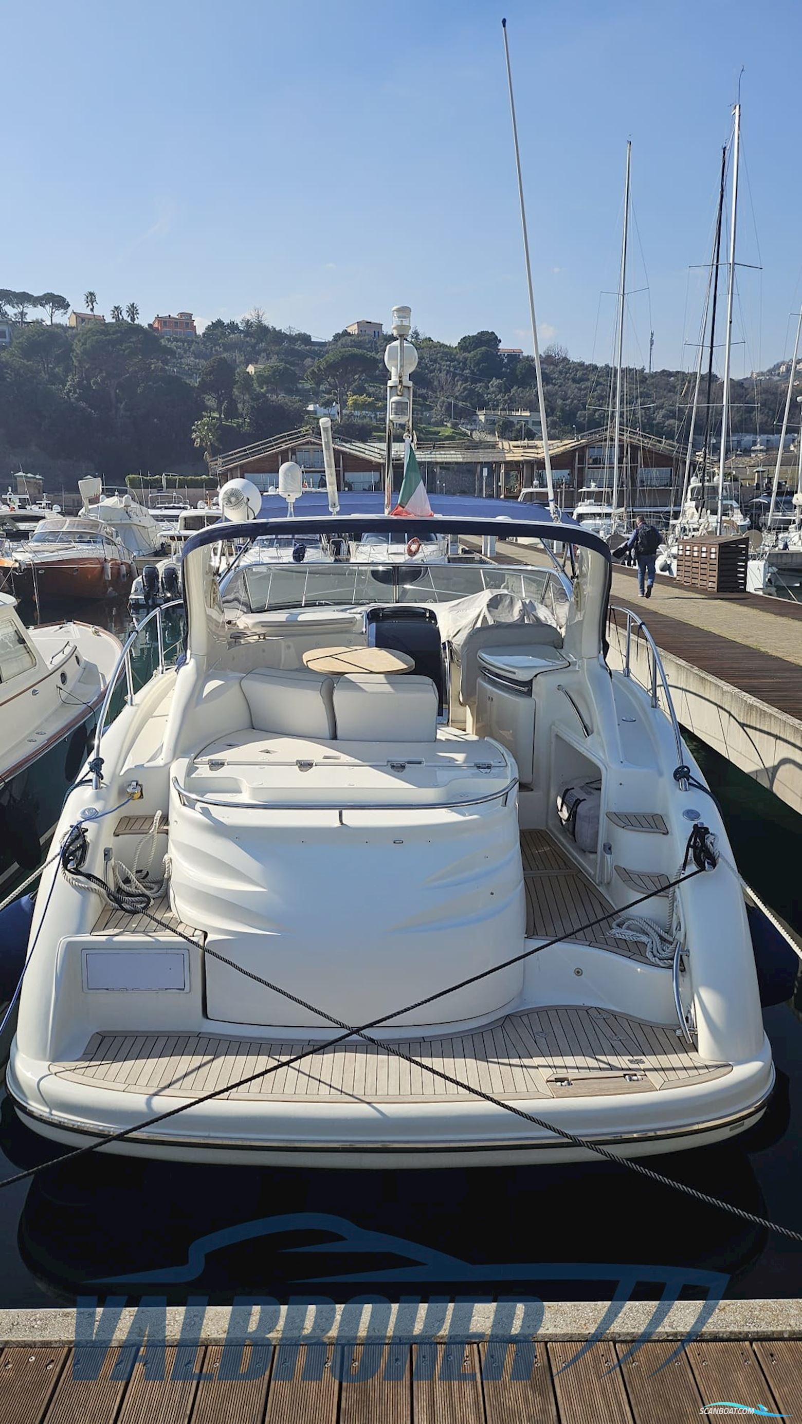 Atlantis 42