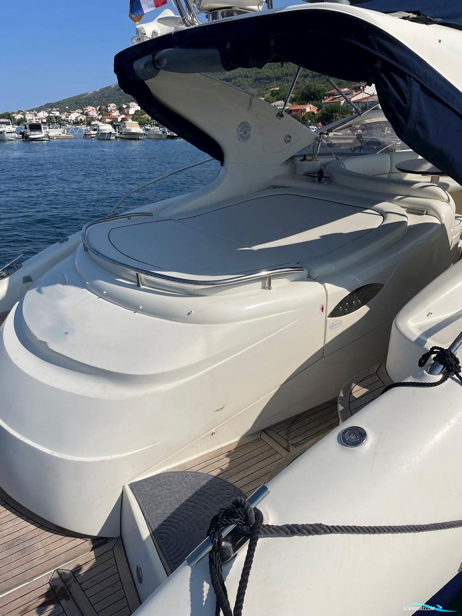 Atlantis 47 Open