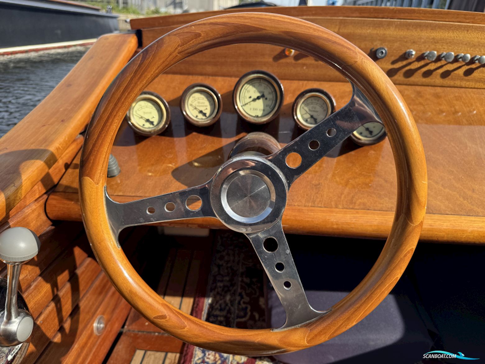 Autoboot Runner