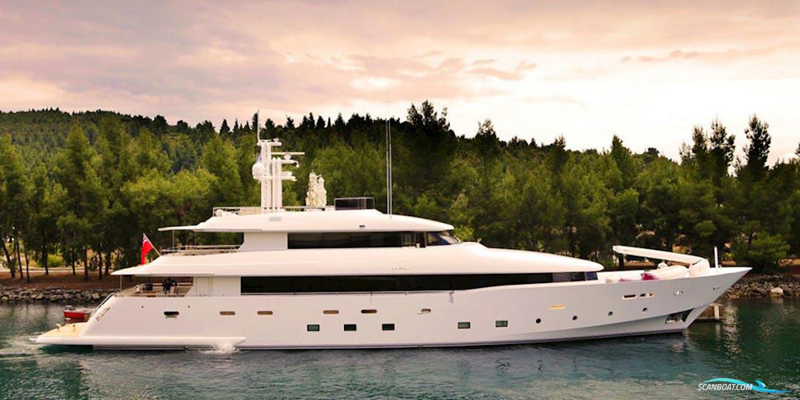 Avangard 42m Motorboten 2012, met Mtu 12V 2000 M70 motor, Griekenland
