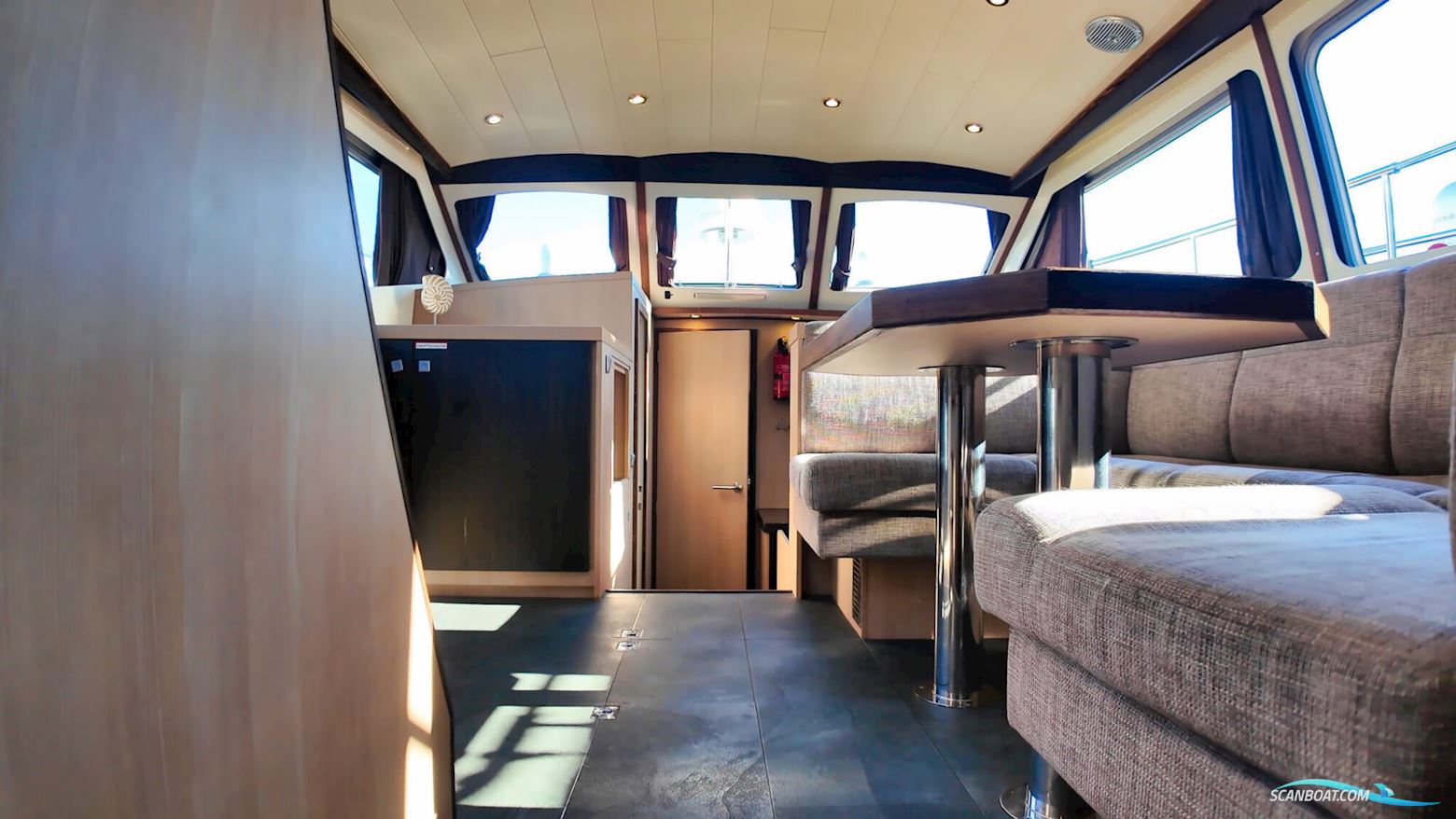 Aventura 43 AK Cabrio