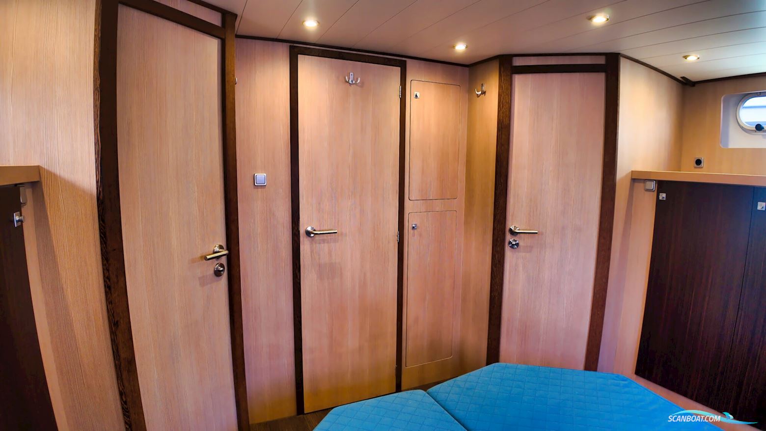 Aventura 43 AK Cabrio