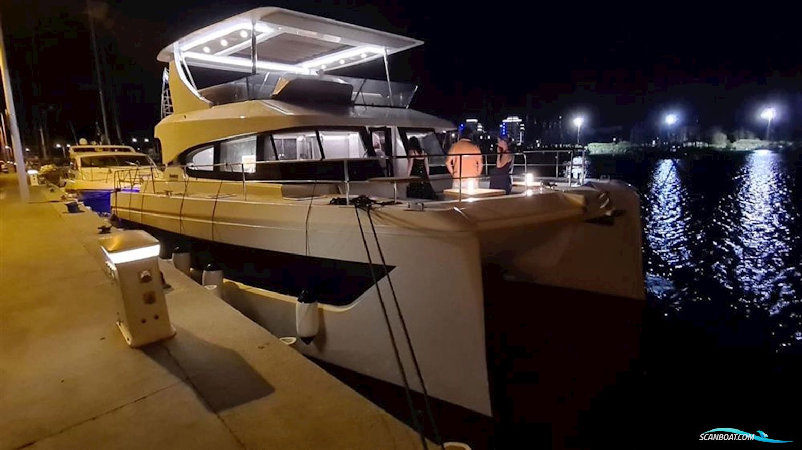 Aventura Catamarans 56