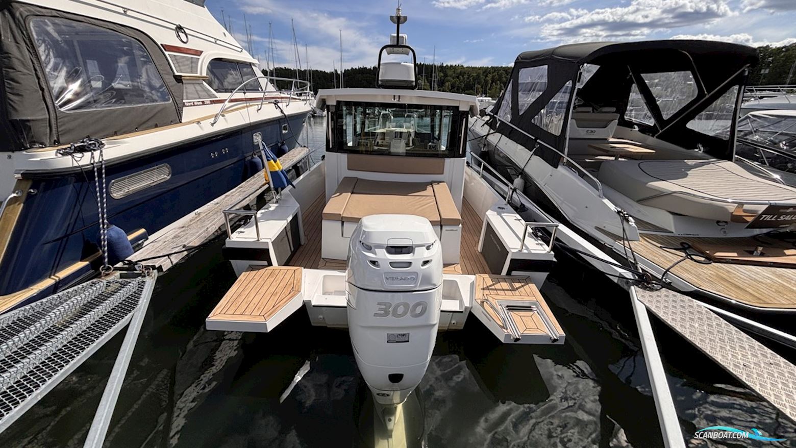 Axopar 28 Aft Cabin