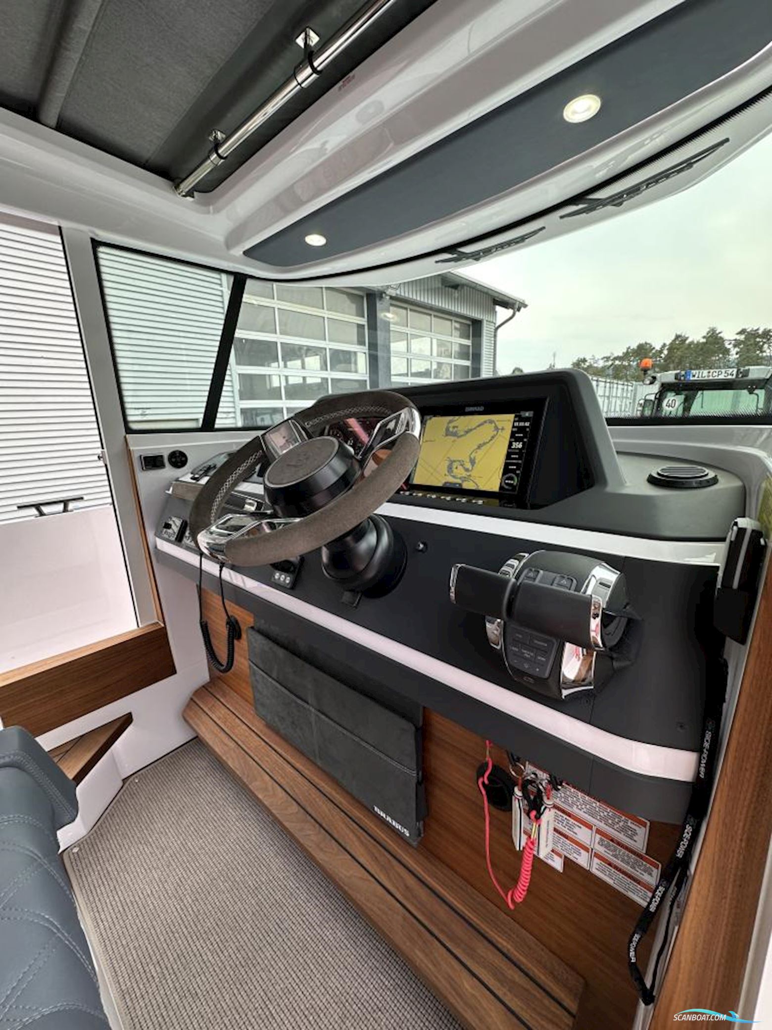 Axopar 28 Cabin - Reserviert