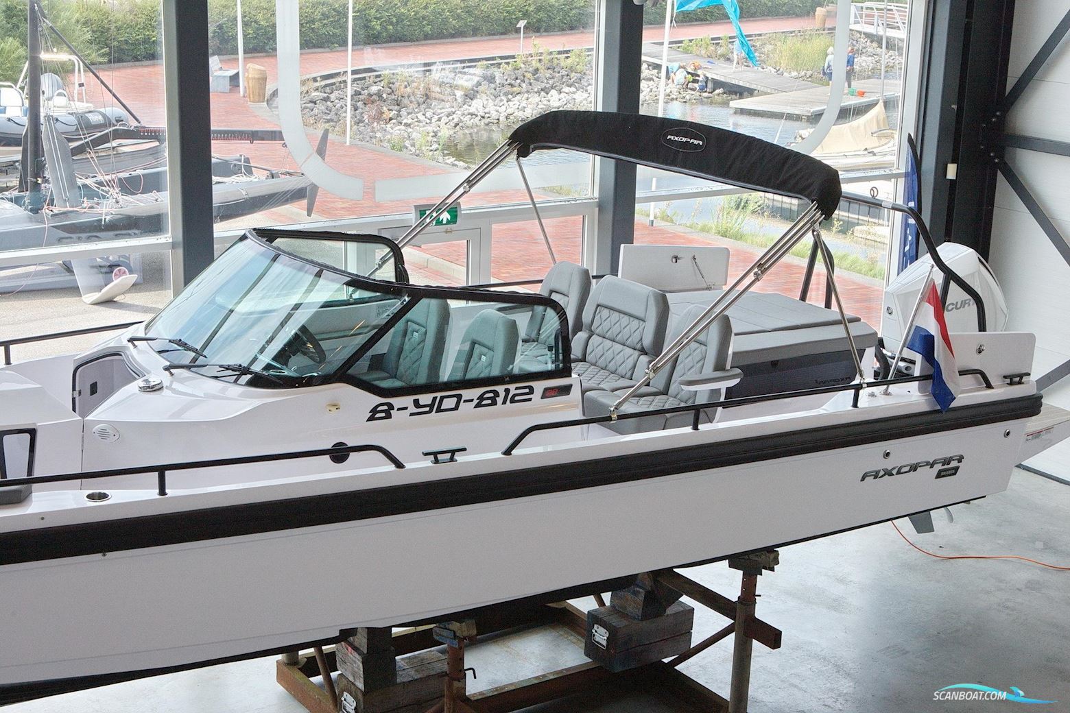 Axopar 28 Open "Brabus Line"