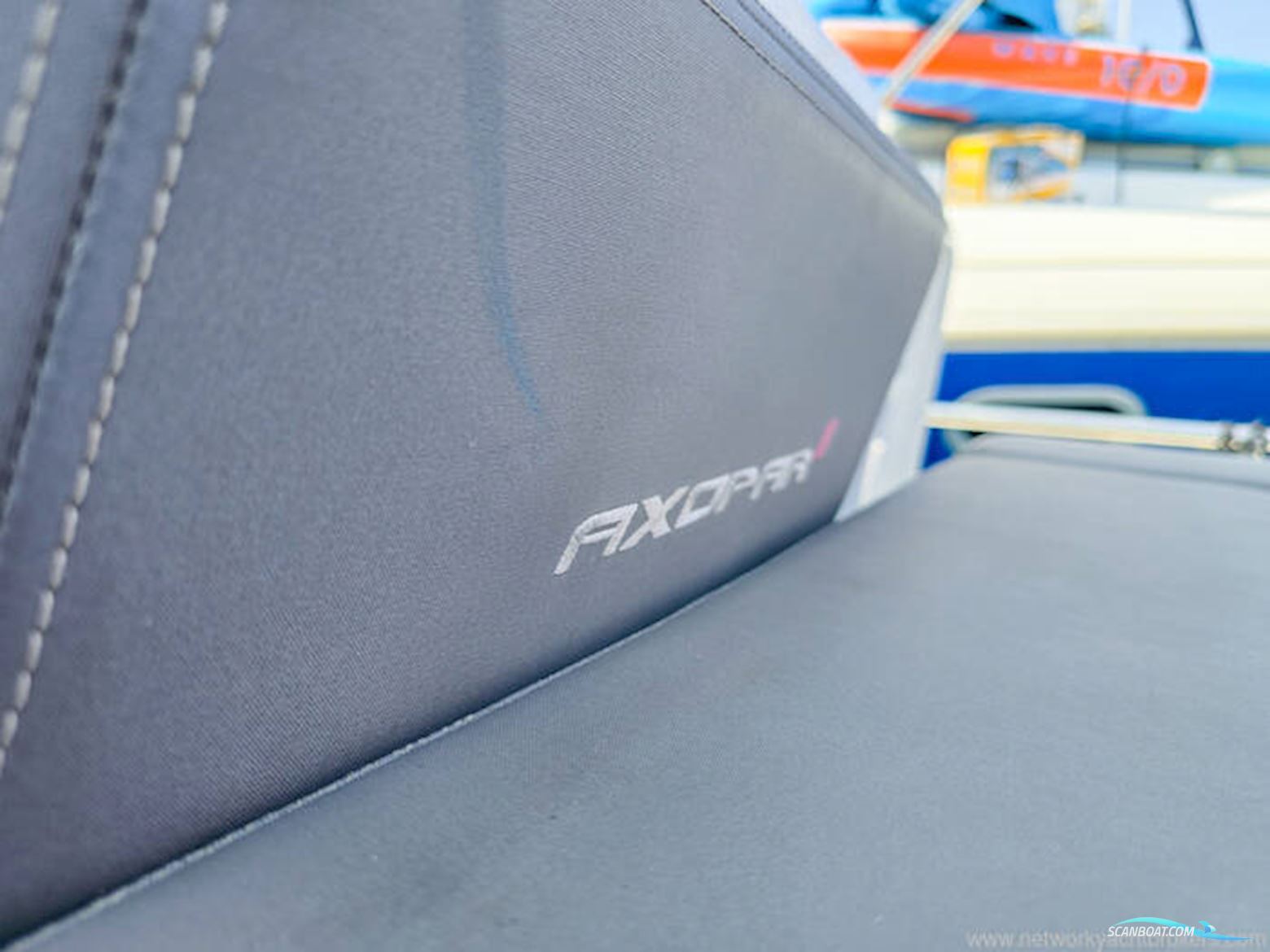 Axopar 28TT