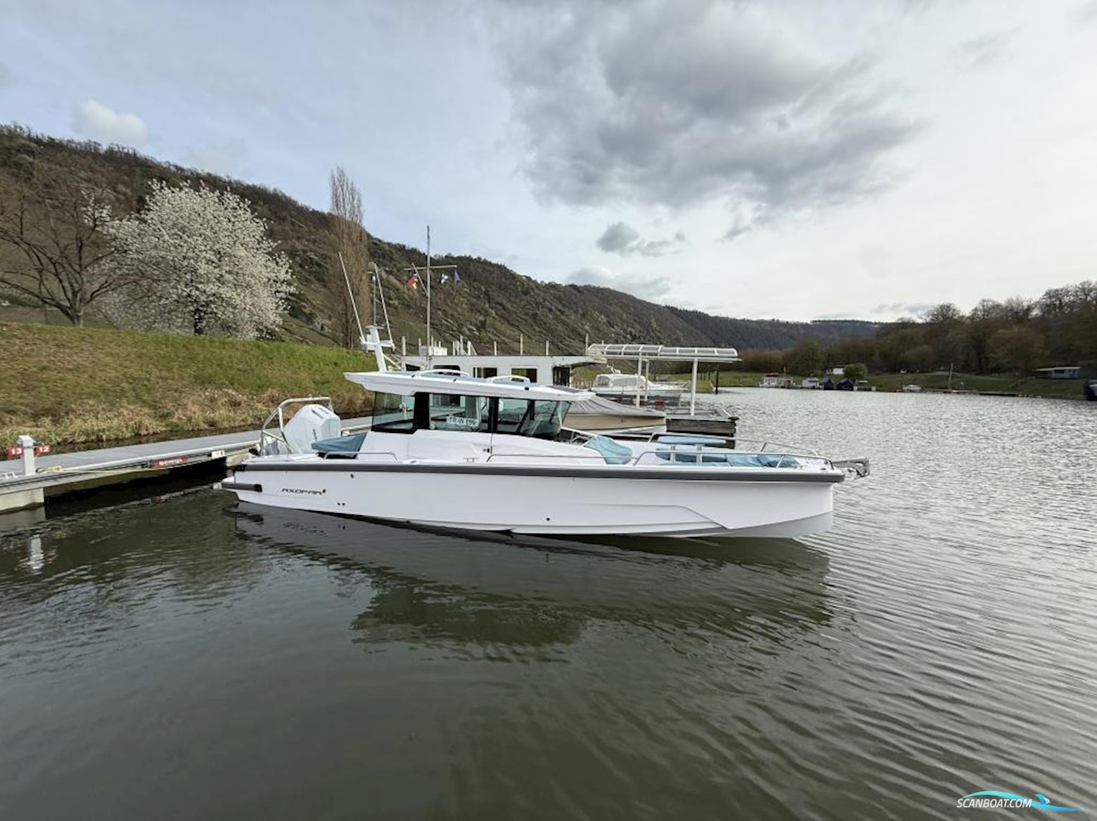 Axopar 29 Cross Cabin Motorboten 2025, met Mercury Verado motor, Duitsland