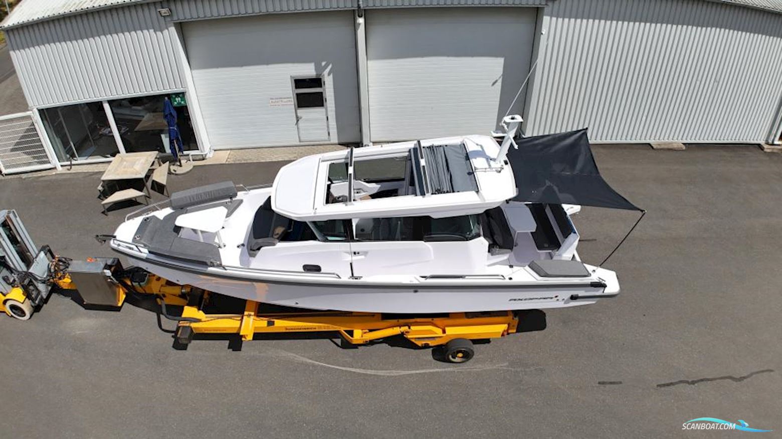 Axopar 29 Cross Cabin