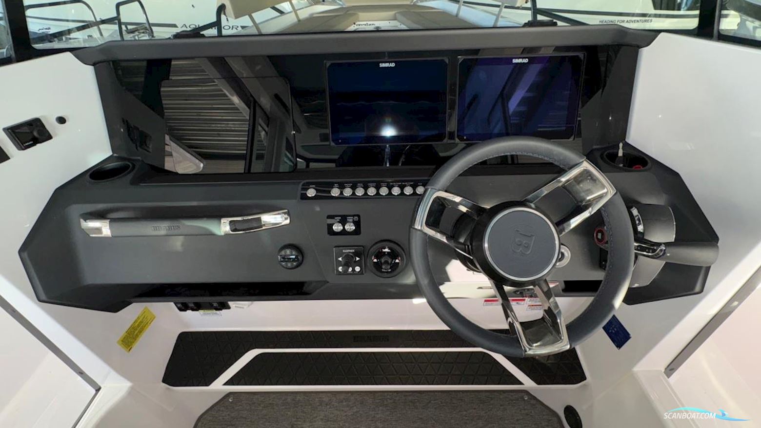 AXOPAR 29 XC Cross Cabin