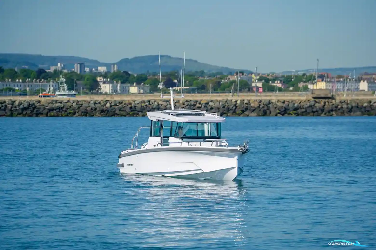 Axopar 29 XC Cross Cabin