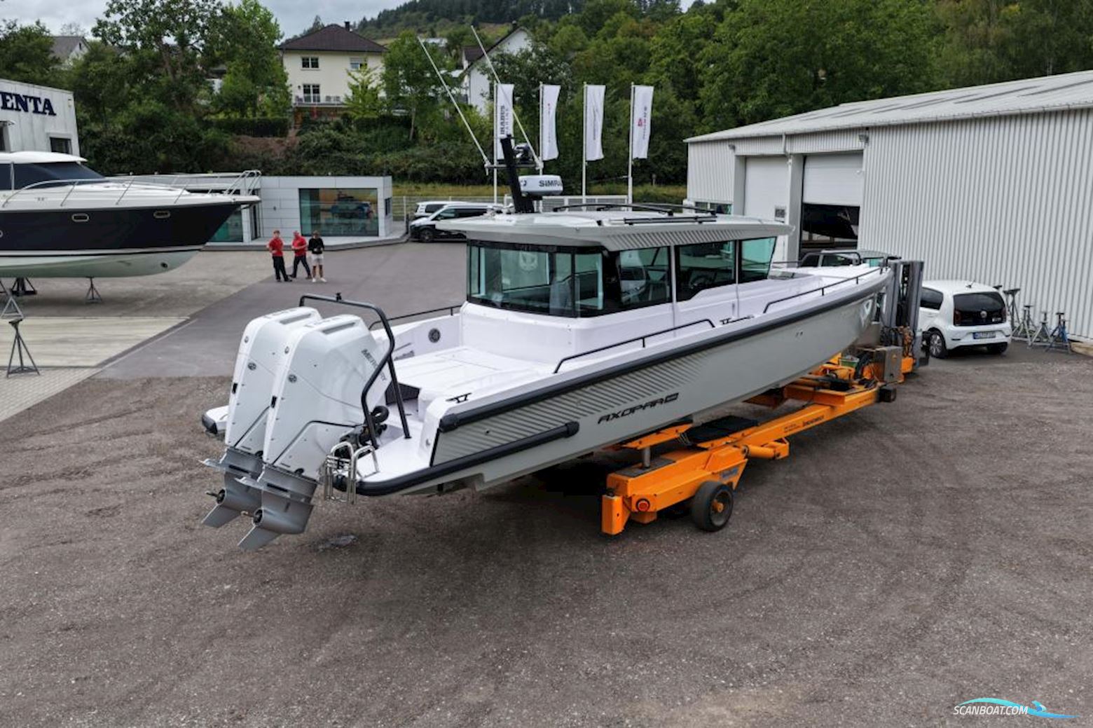 AXOPAR 37 Cross Cabin - U-Sofa