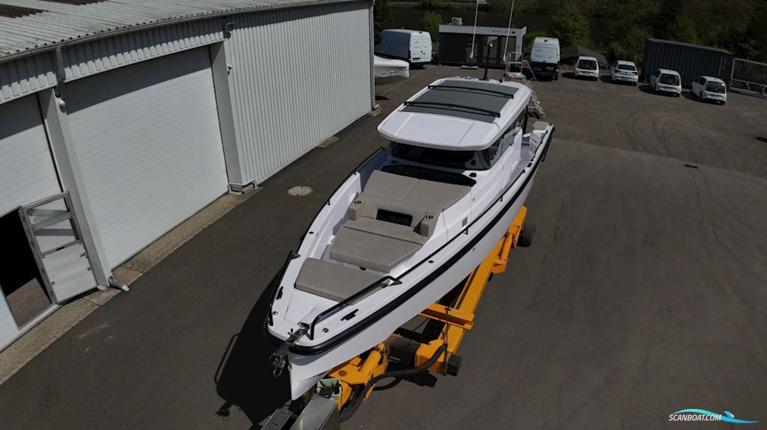 Axopar 37 Cross Cabin Motorboten 2025, met Mercury motor, Duitsland