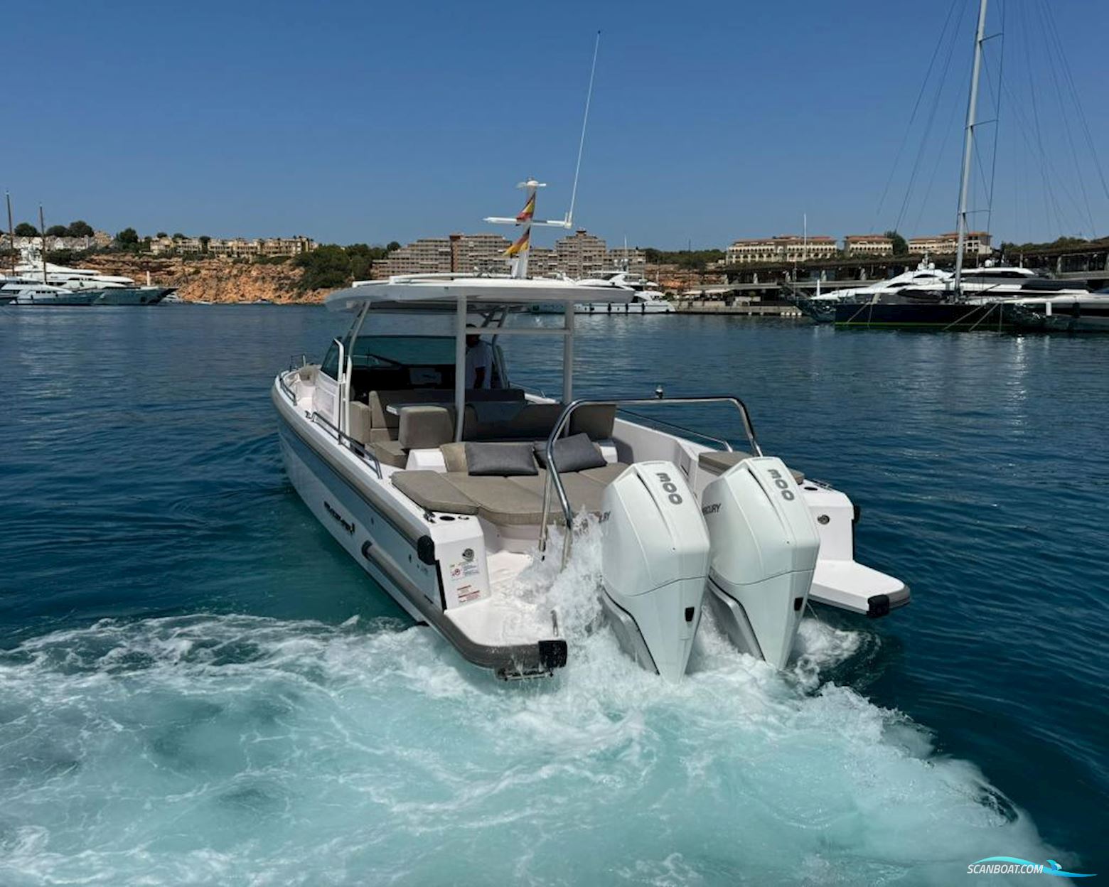 AXOPAR 37 Sun Top - Multistorage