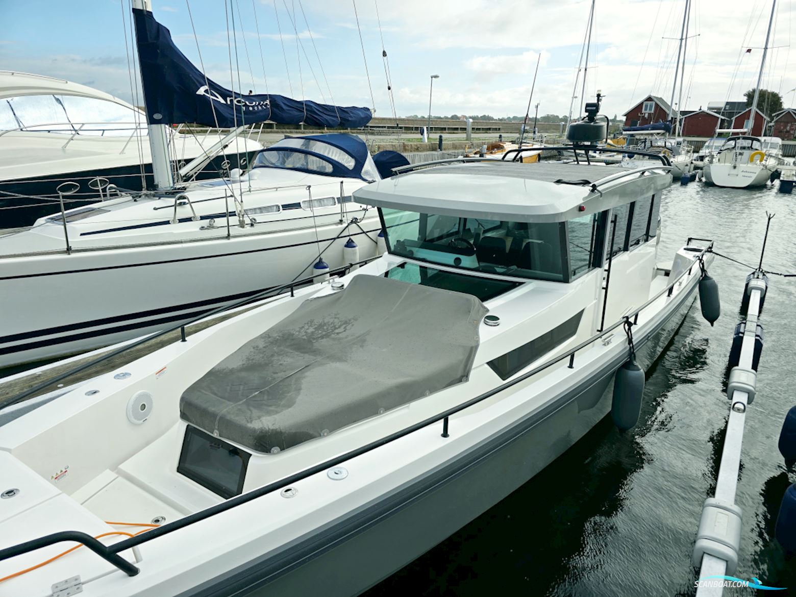 Axopar 37 XC Aft Cabin 2x300hk Mercury Verado XL