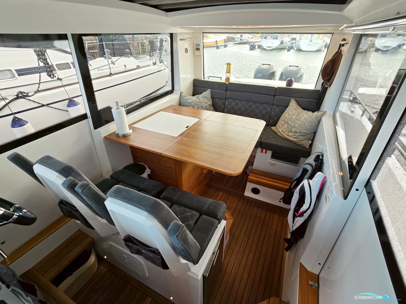 Axopar 37 XC Aft Cabin 2x300hk Mercury Verado XL