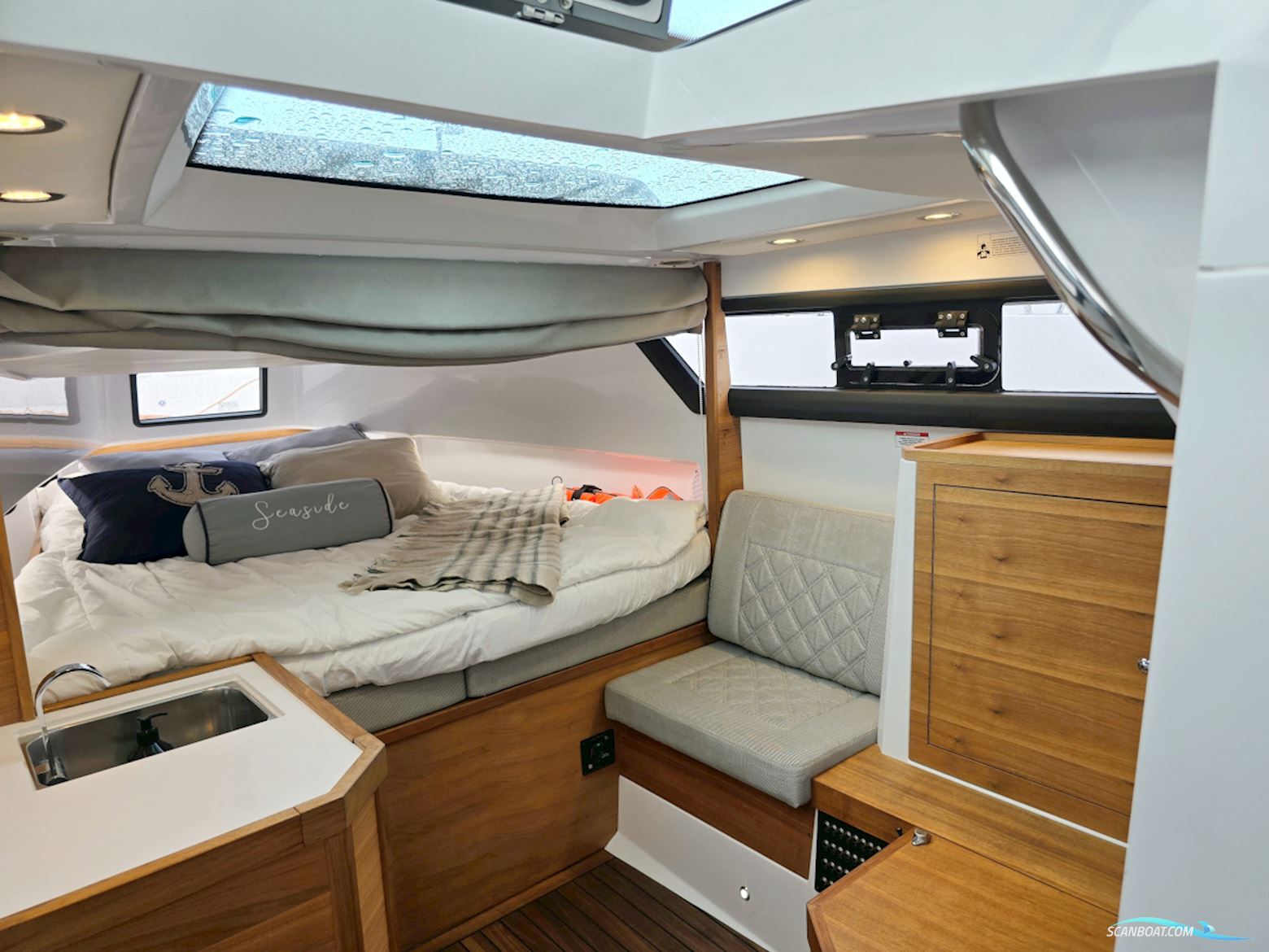 Axopar 37 XC Aft Cabin 2x300hk Mercury Verado XL