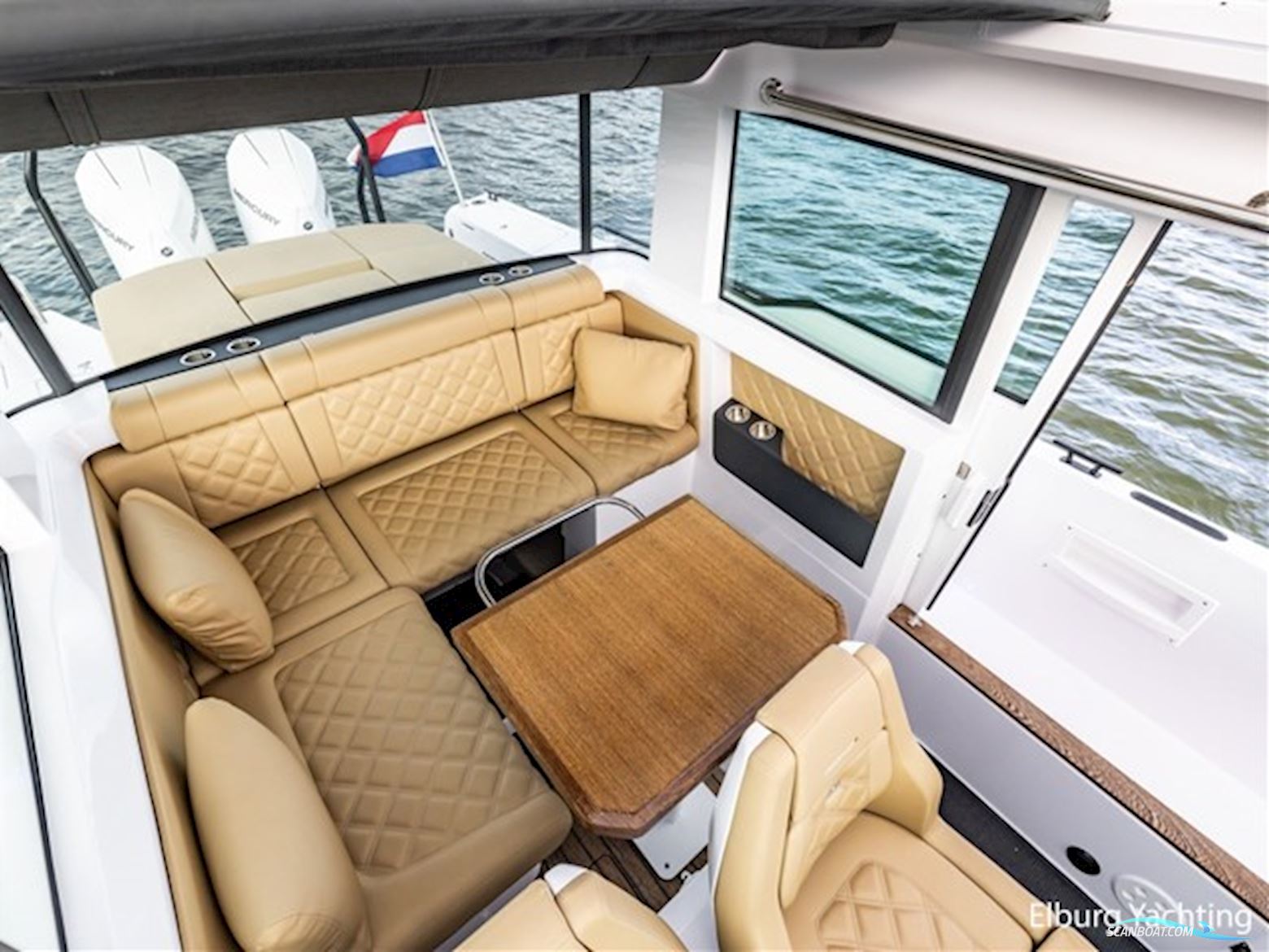 Axopar 37 XC Cross Cabin - Brabus 