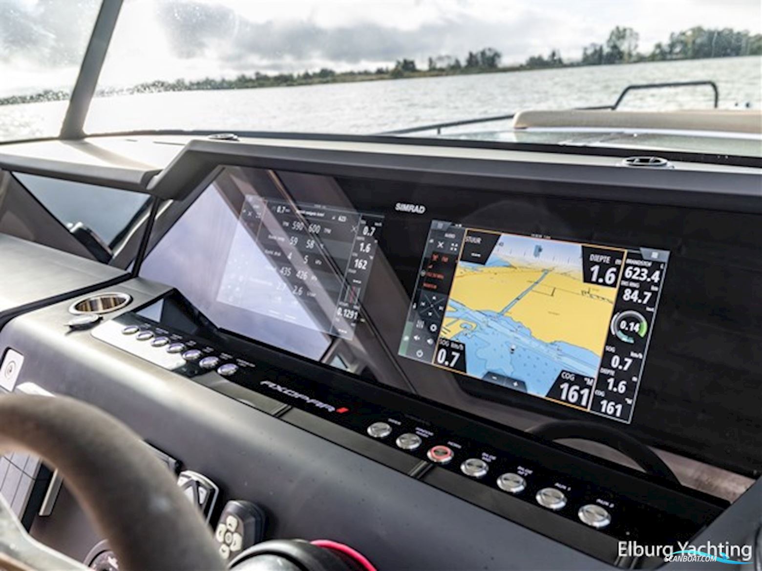 Axopar 37 XC Cross Cabin - Brabus 