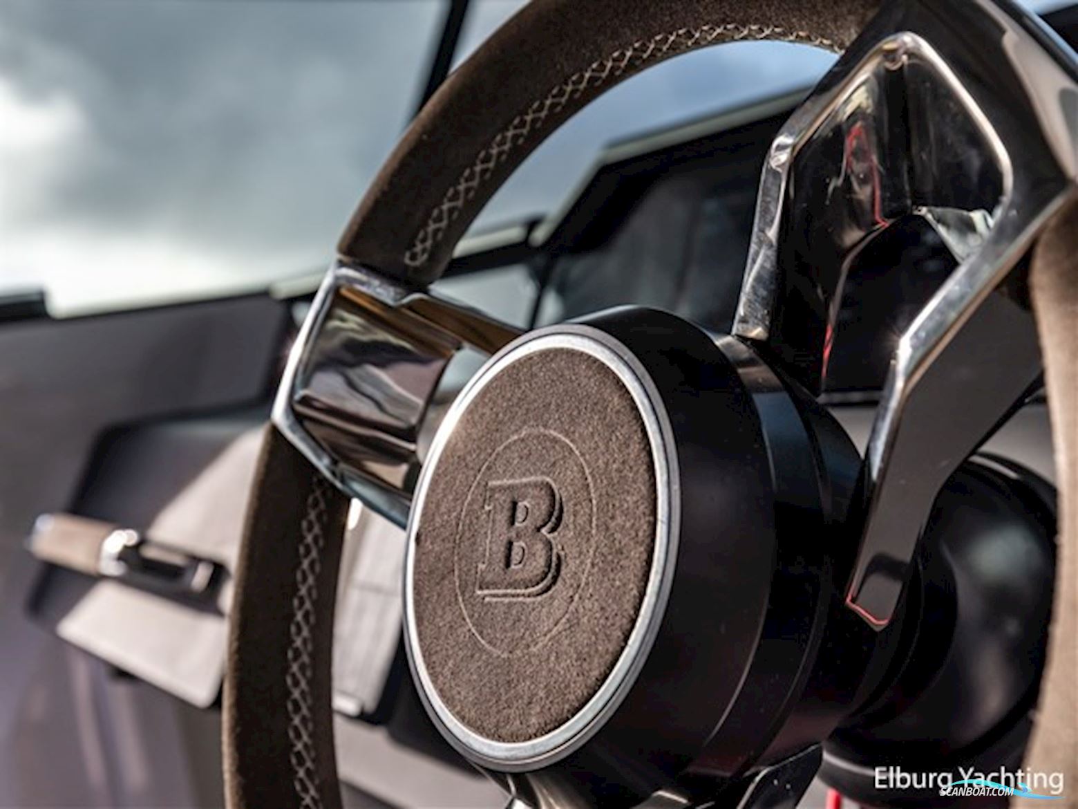 Axopar 37 XC Cross Cabin - Brabus