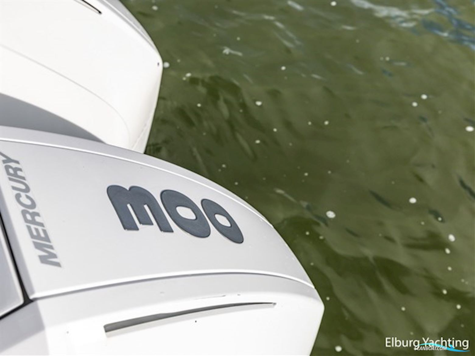 Axopar 37 XC Cross Cabin - Brabus