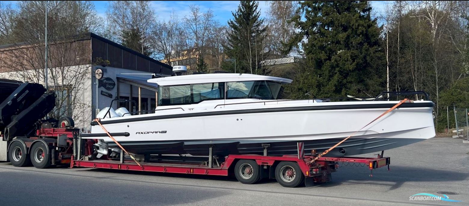 Axopar 37 XC Cross Cabin