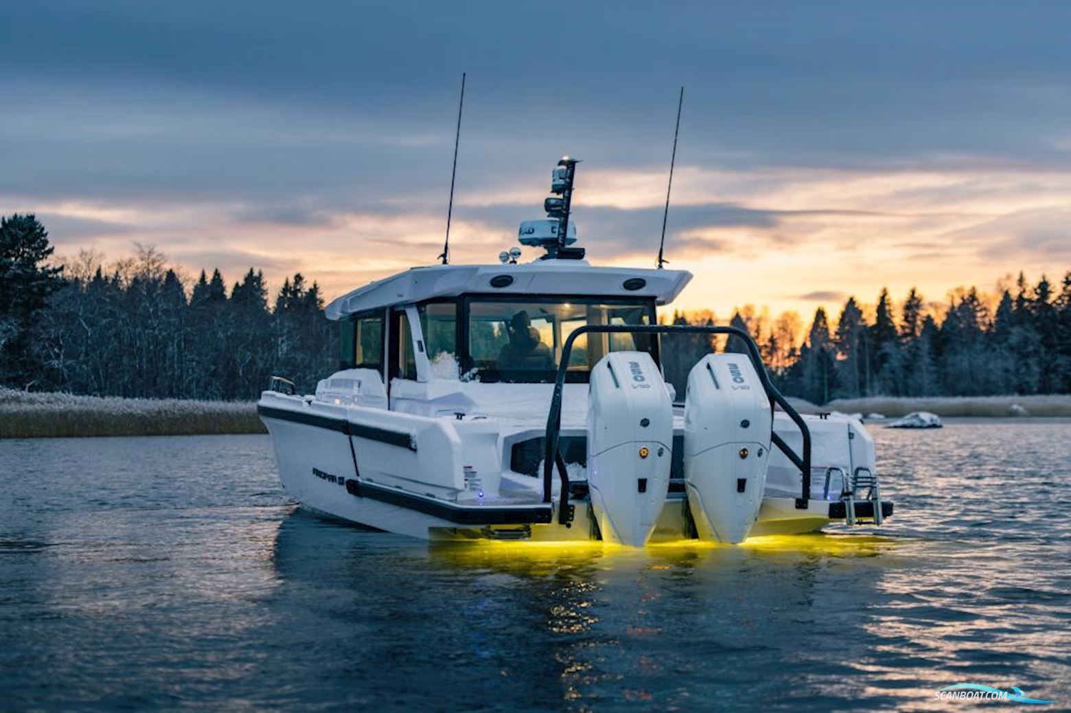 Axopar 38 Cross Cabin