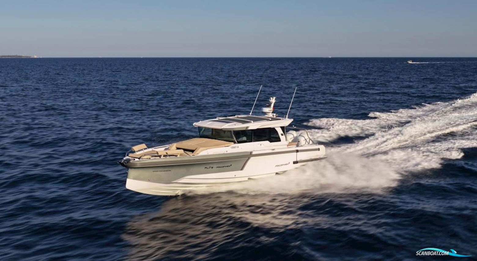 AXOPAR 38 XC Cross Cabin Motorboten 2026, met Mercury Verado motor, France