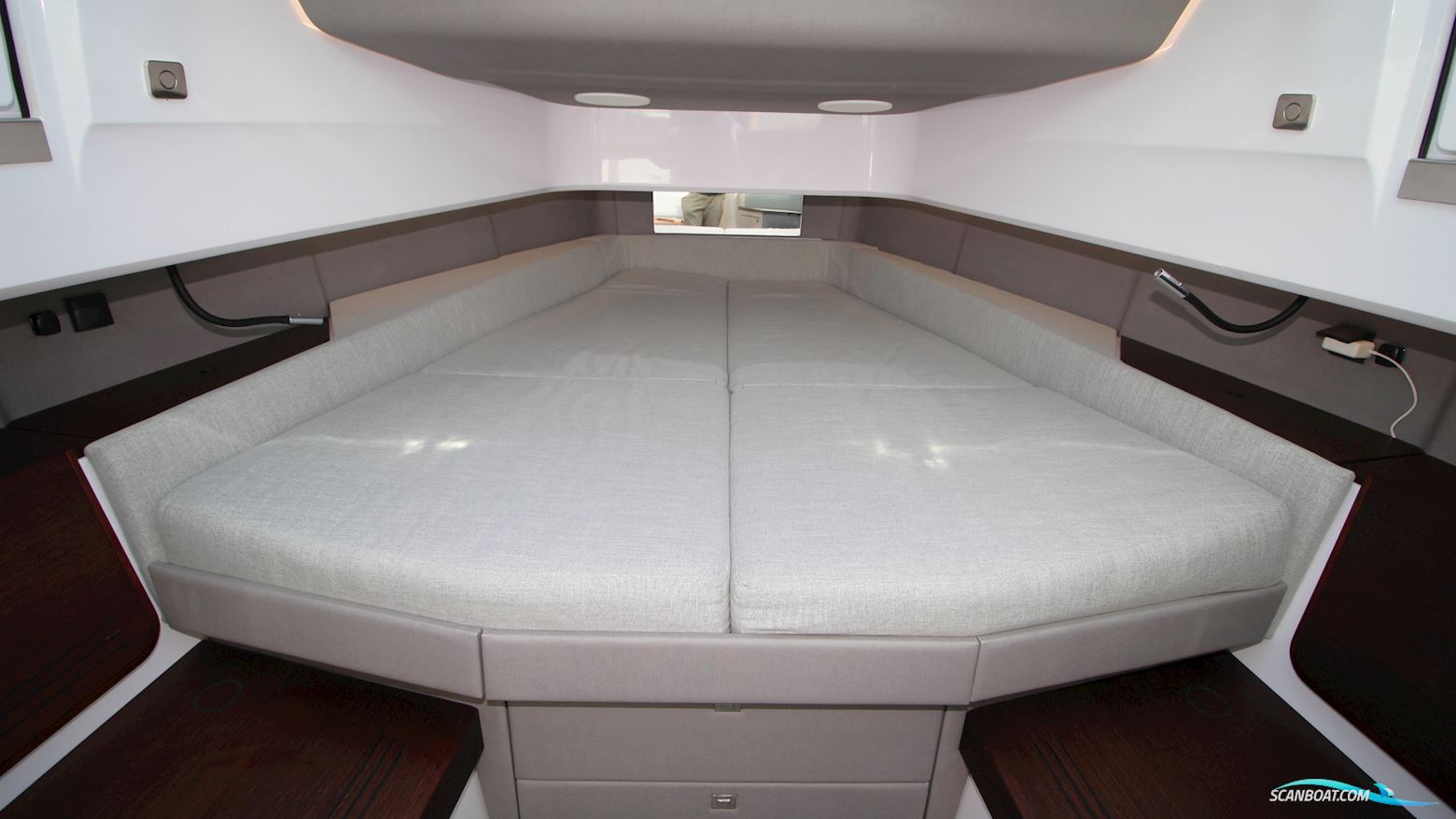 Axopar 45 Brabus (Price ex. Vat)