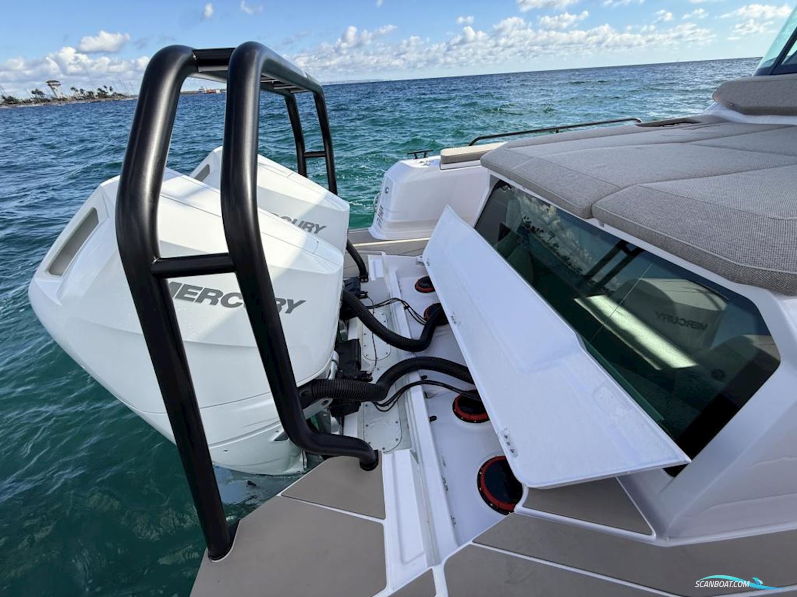 AXOPAR 45 Cross Cabin - Aft Cabin