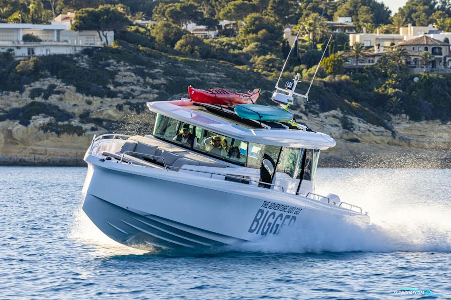 Axopar 45 Cross Cabin - Frei Konfigurierbar Motorboten 2025, met Merucry motor, Finland