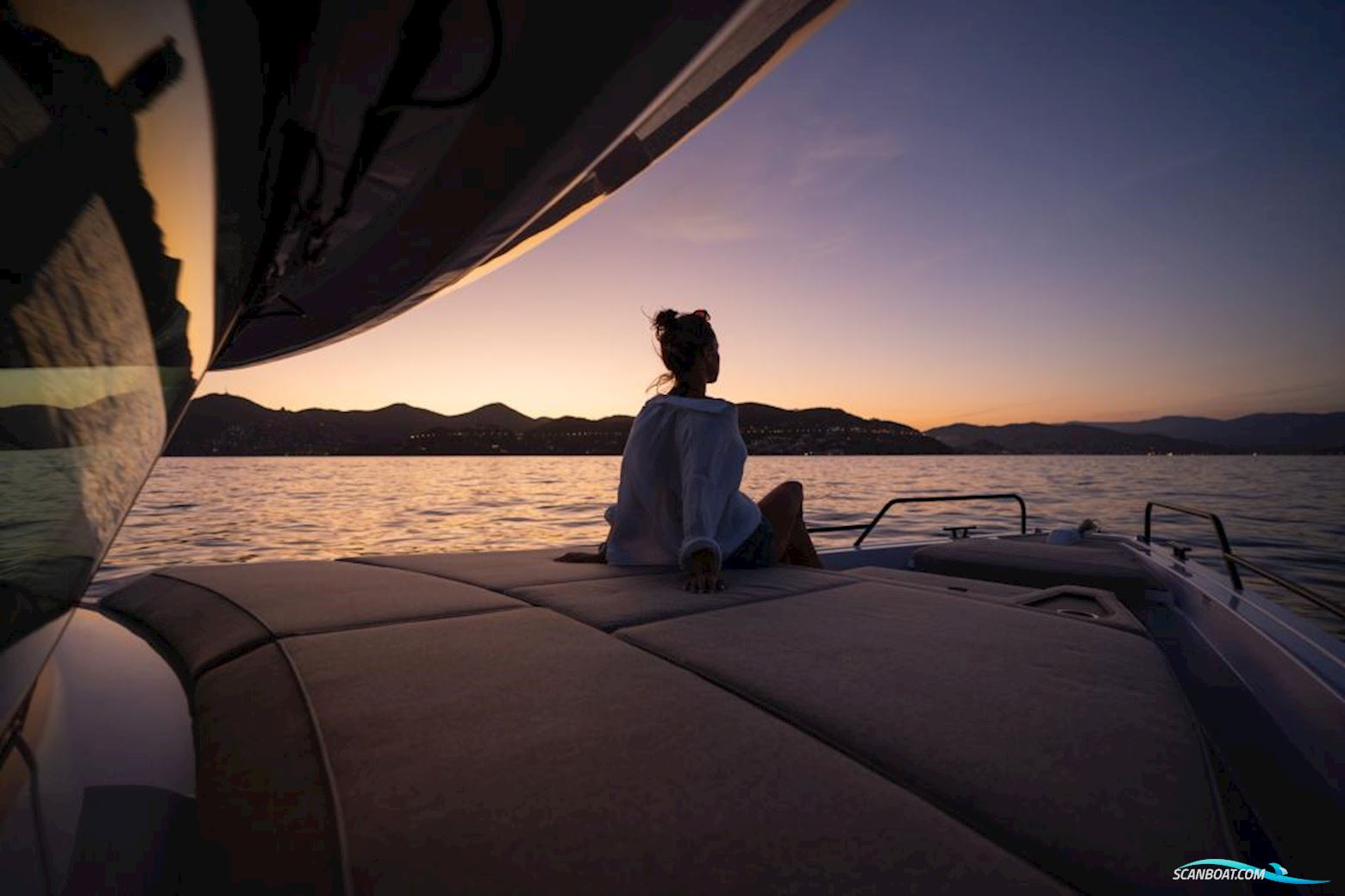 Axopar 45 Cross Cabin - Reserviert