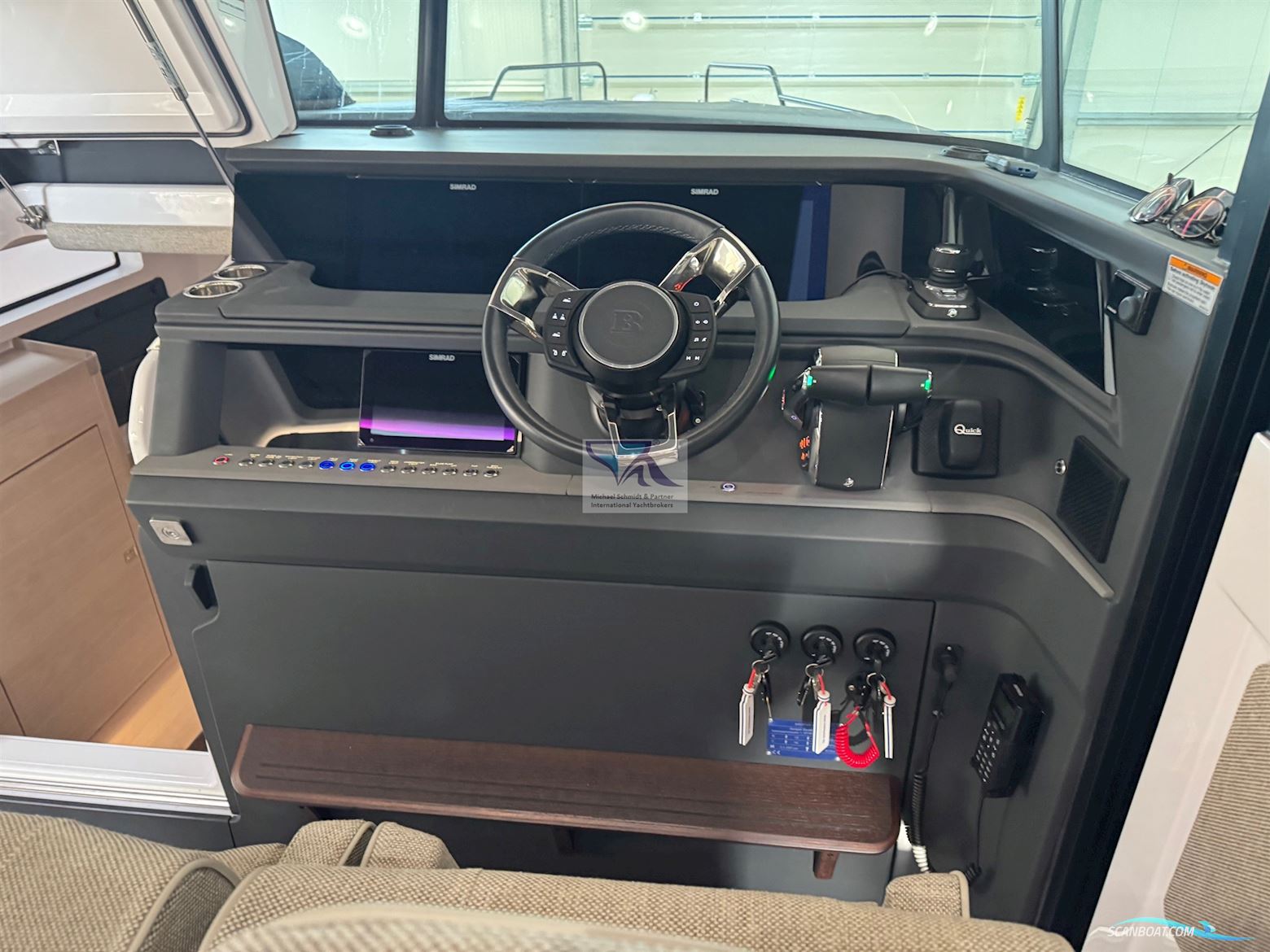 AXOPAR 45 Cross Cabin