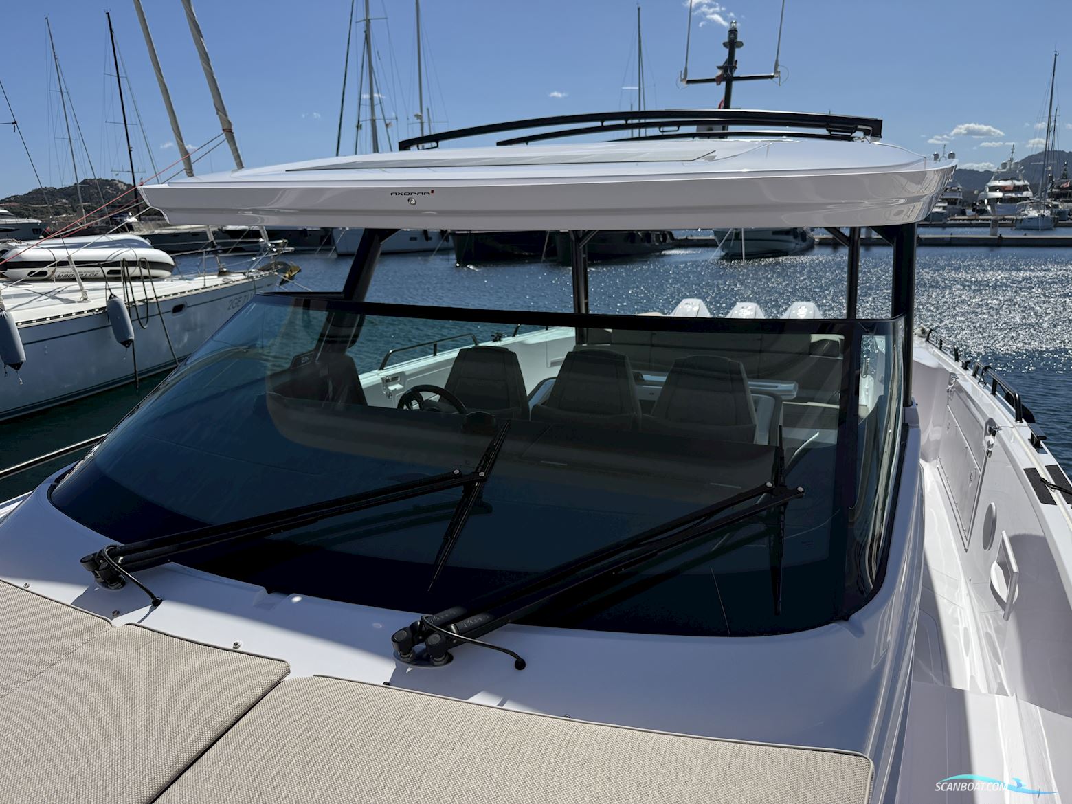 Axopar 45 Sun-Top
