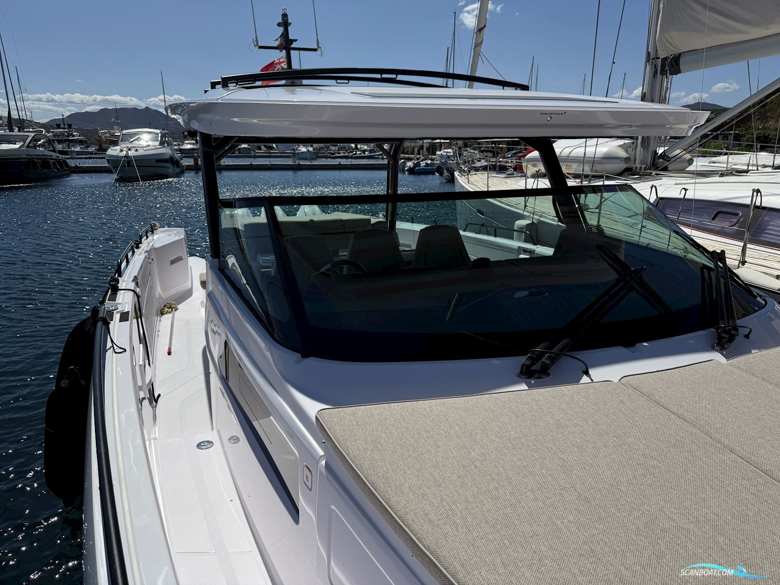 Axopar 45 Sun-Top