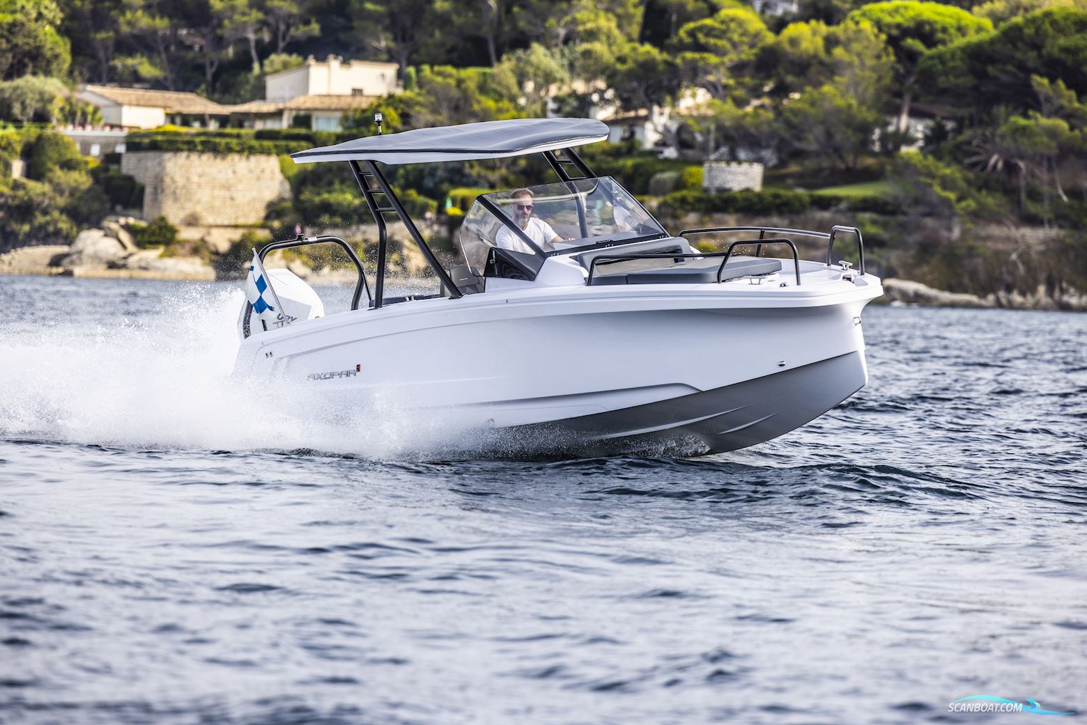 Axopar Yachts 25 Cross Top