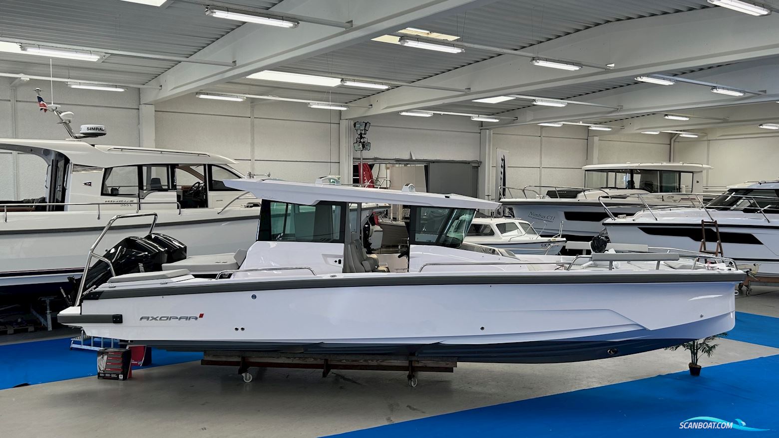 Axopar Yachts 29 XC Cross Cabin