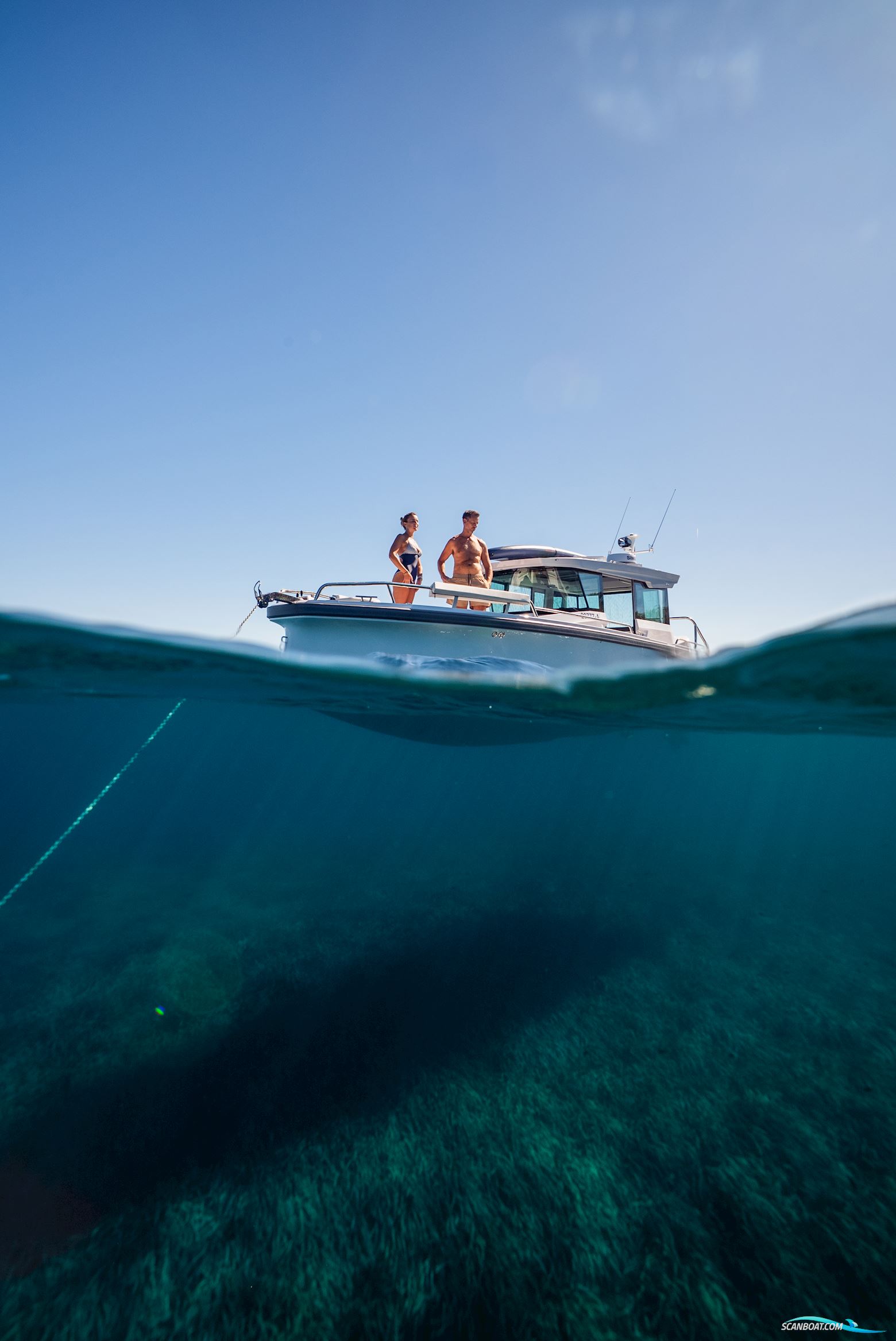 Axopar Yachts 29 XC Cross Cabin