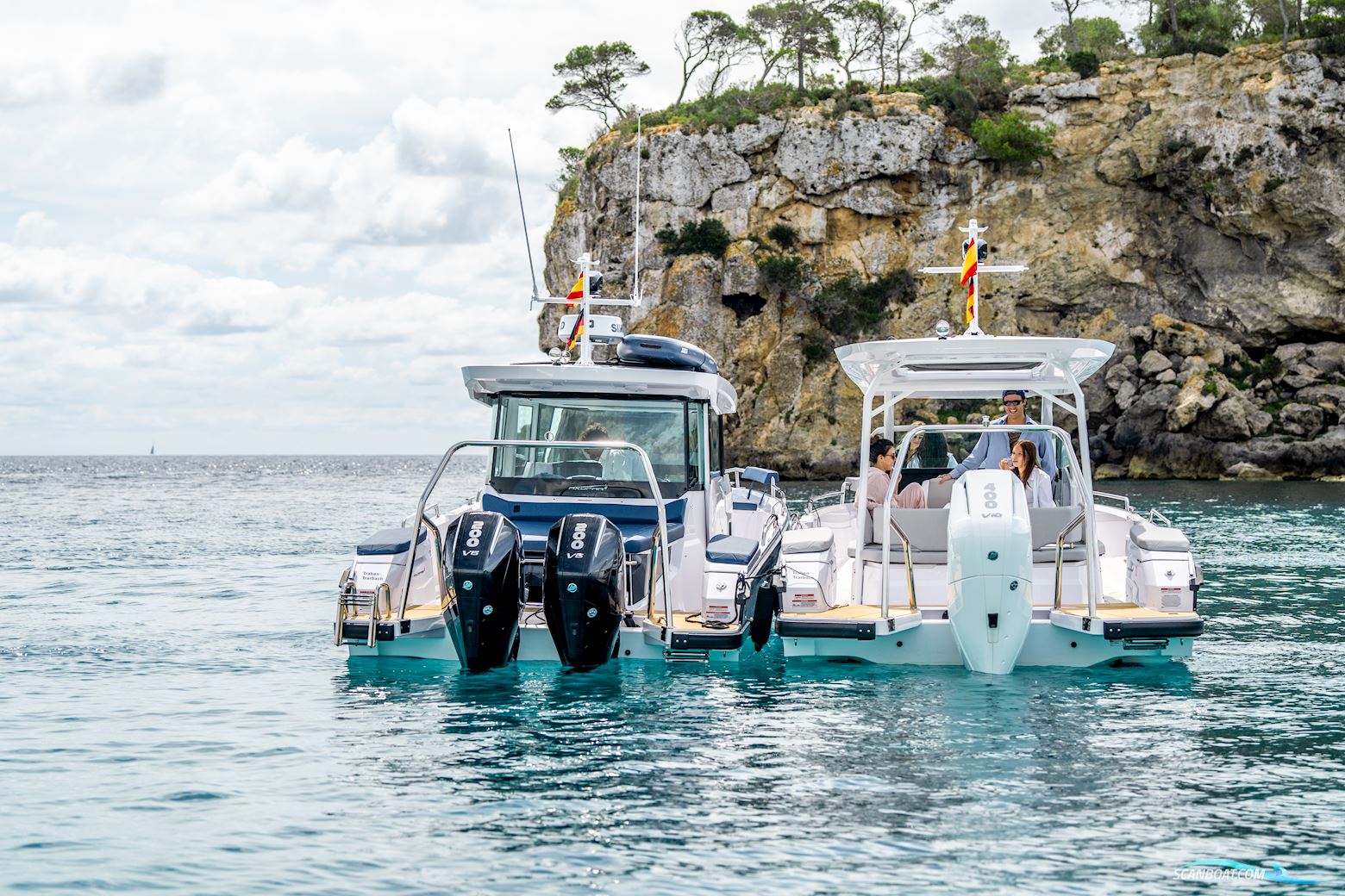 Axopar Yachts 29 XC Cross Cabin