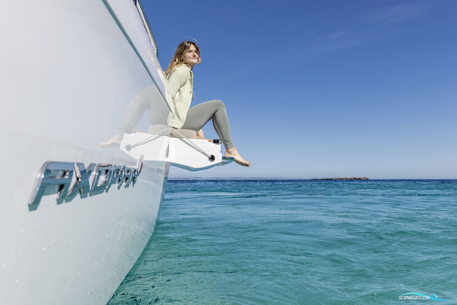 Axopar Yachts 45 XC Cross cabin