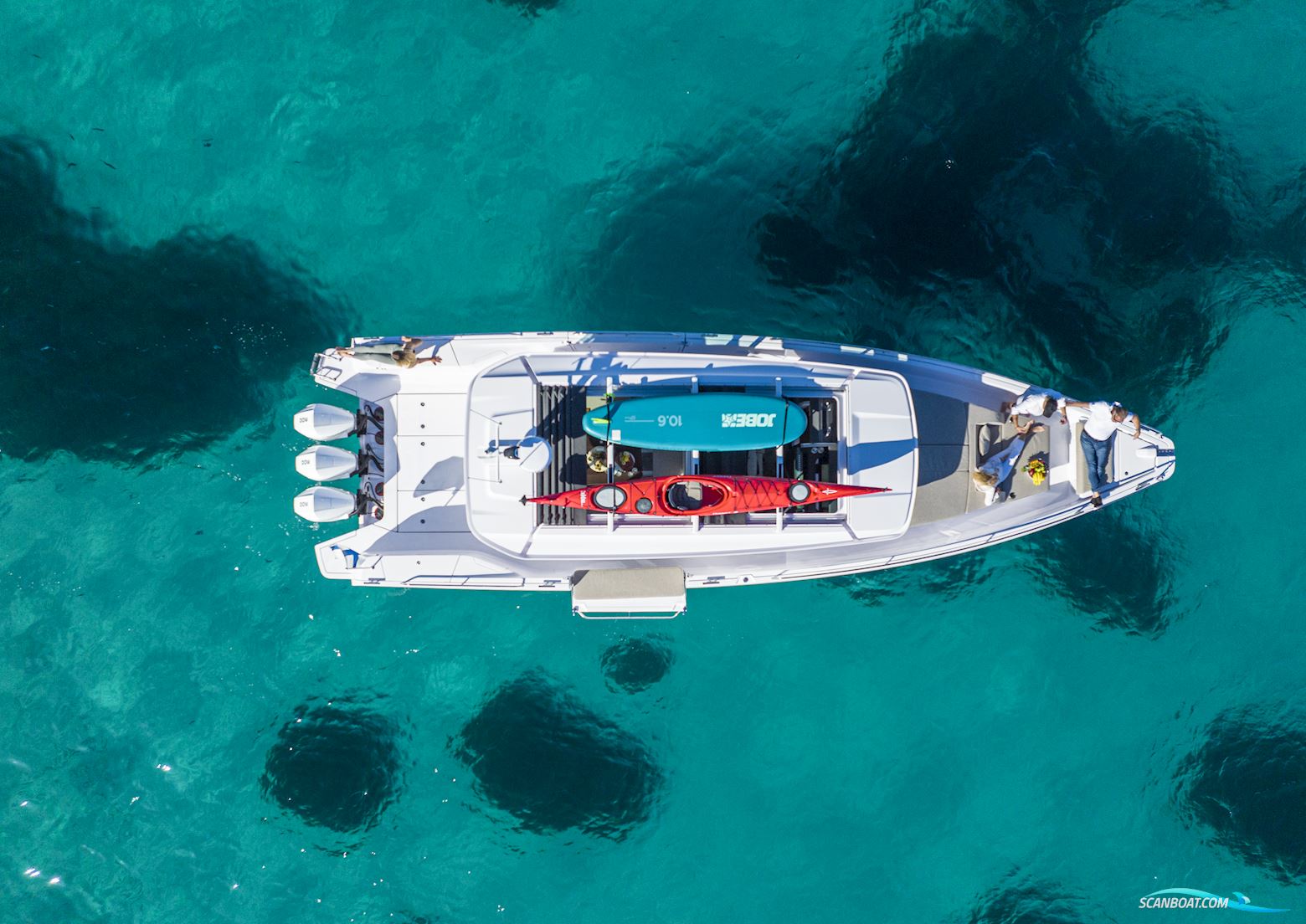 Axopar Yachts 45 XC Cross cabin