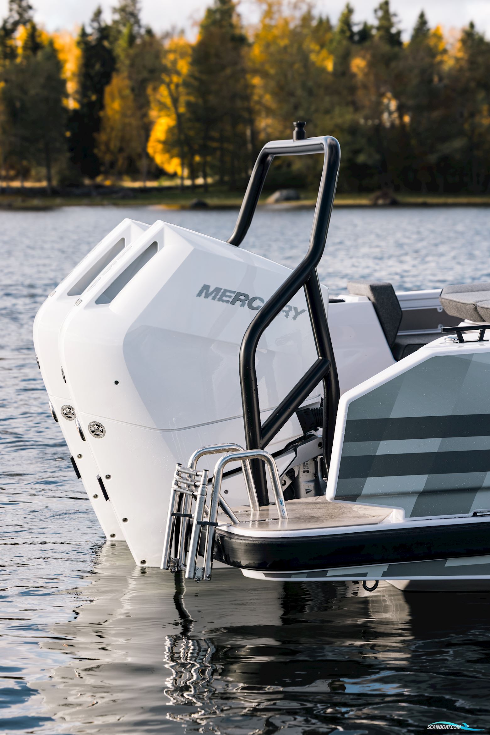 Axopar Yachts Axopar 38 XC Cross Cabin