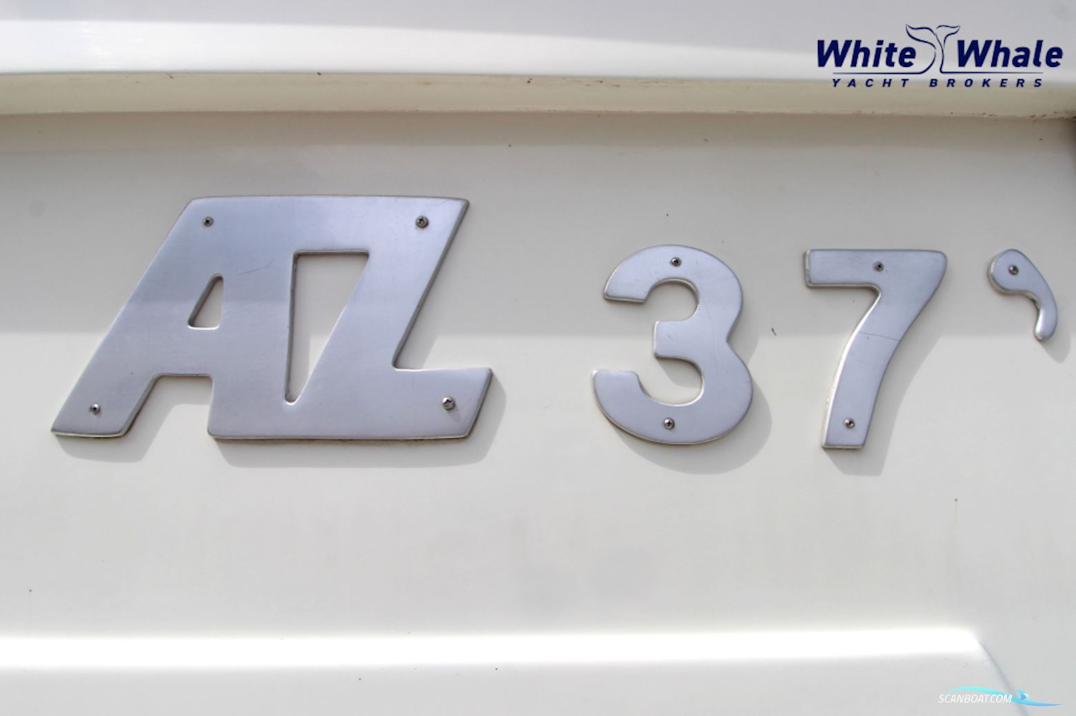 Azimut 37 Fly