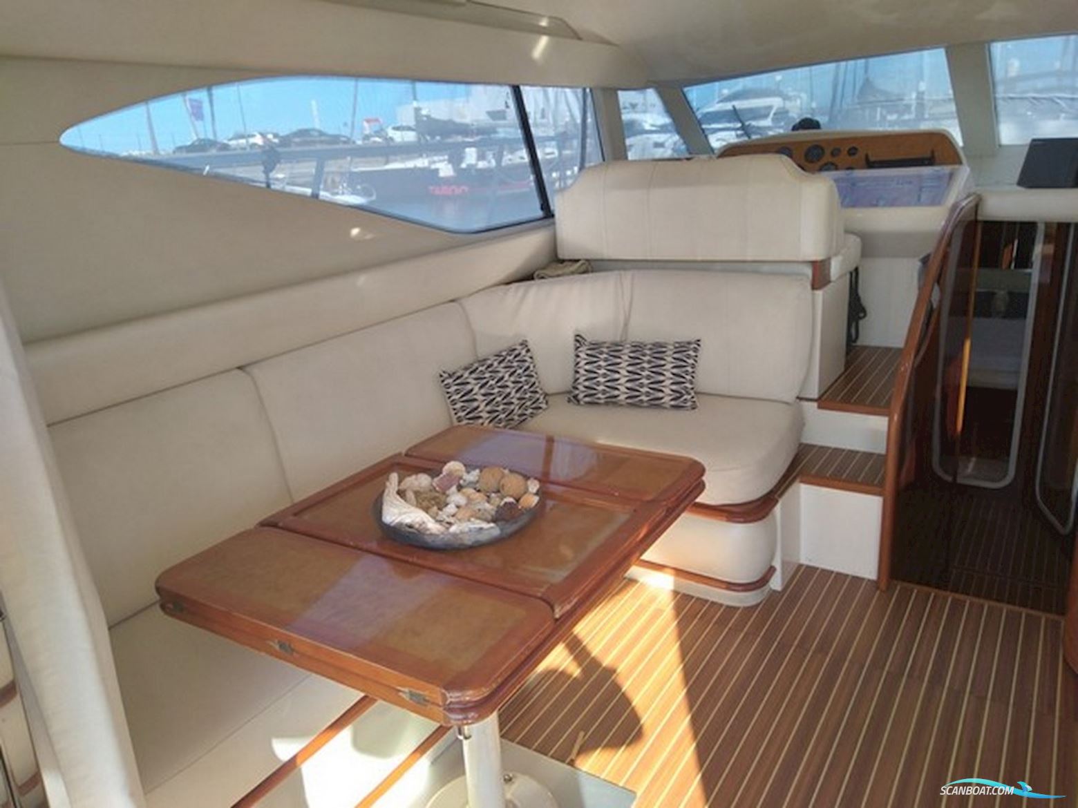 Azimut 40
