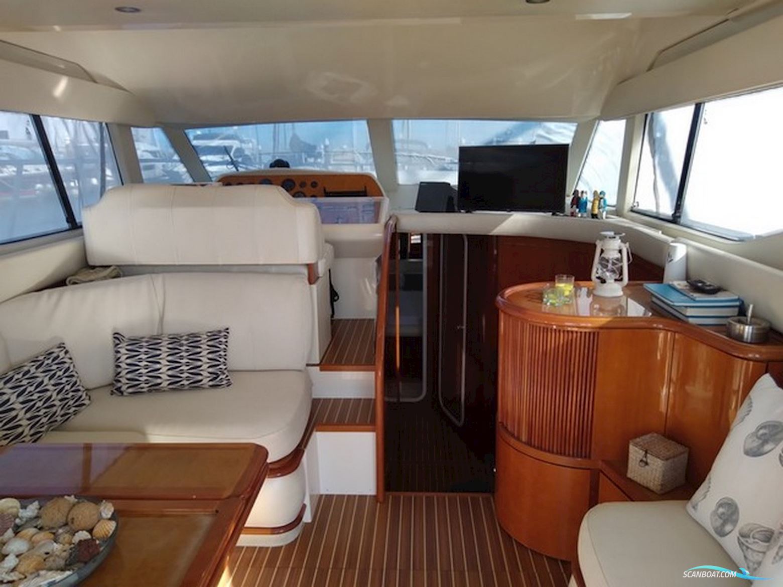 Azimut 40