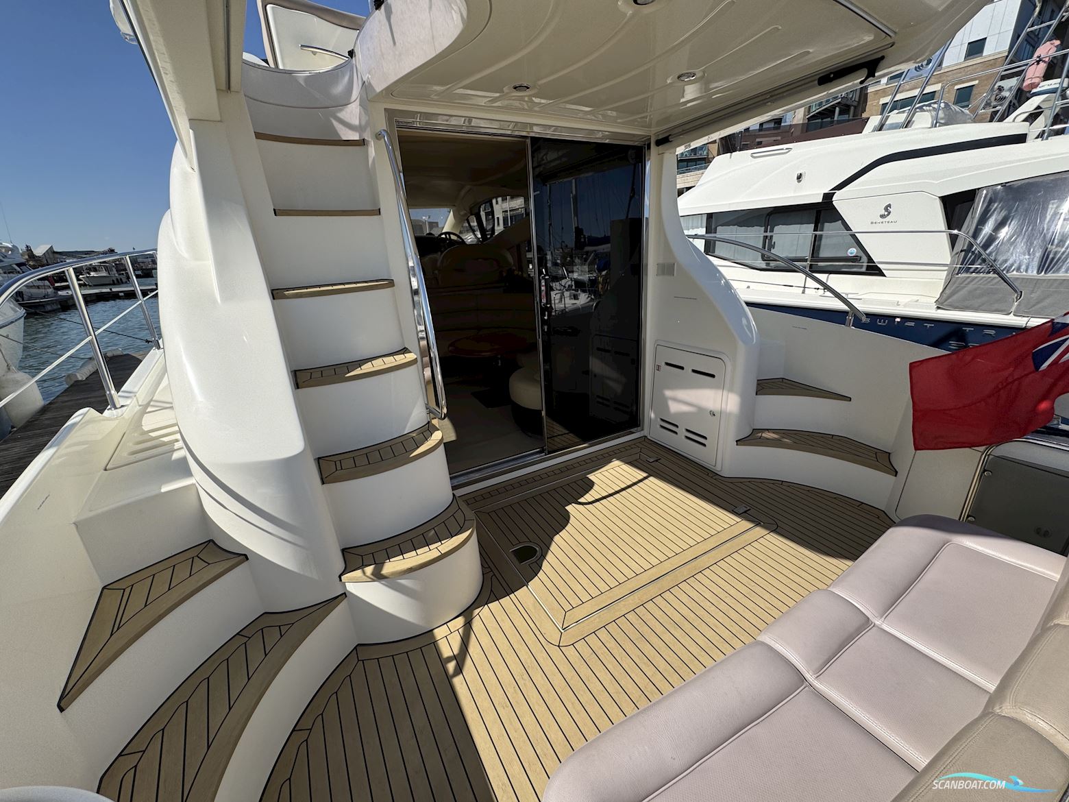 Azimut 42
