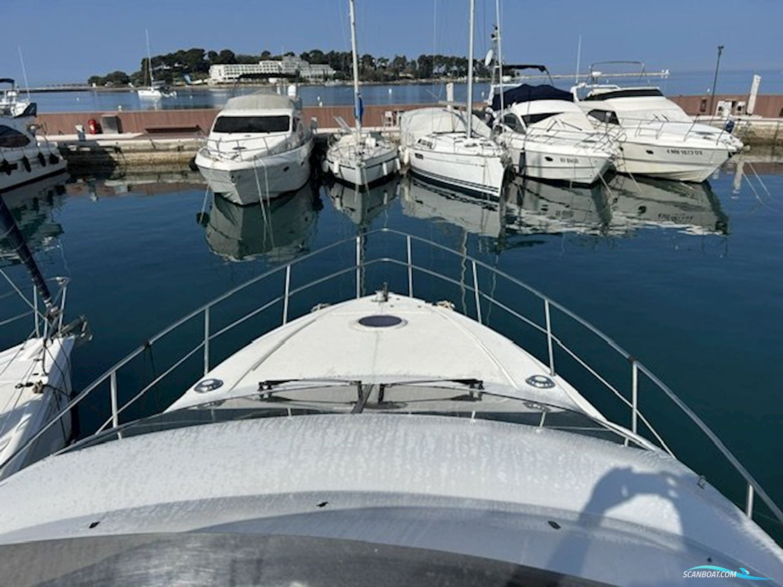 Azimut 42