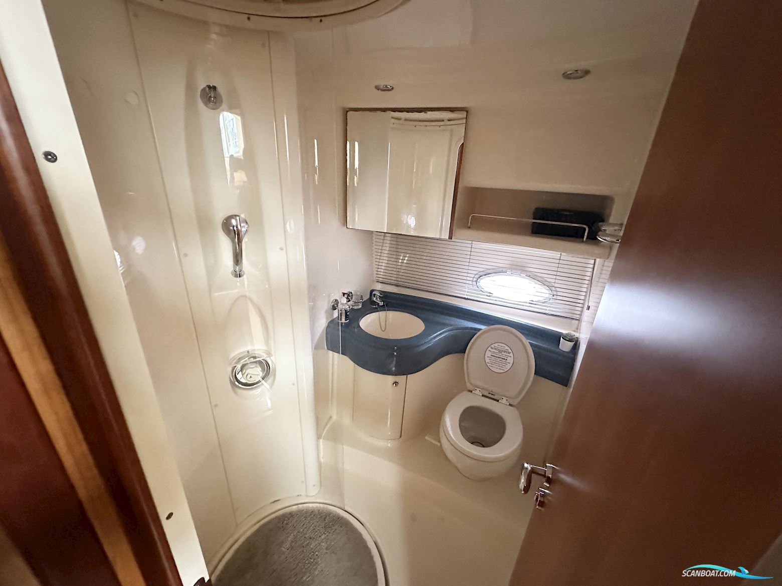 Azimut 42